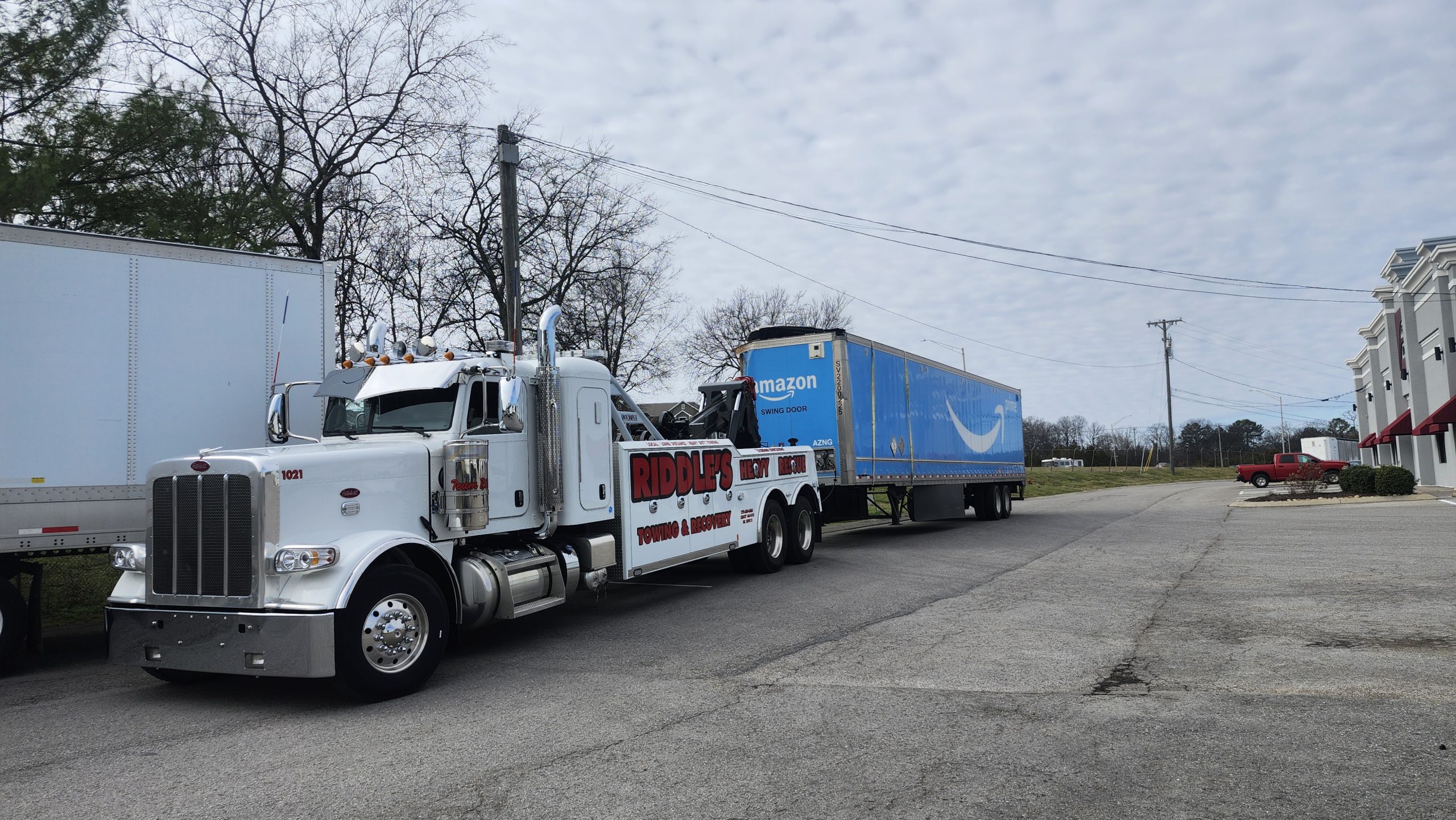 Riddle's 24 Hour Towing & Lockout, Llc Gallery (13)