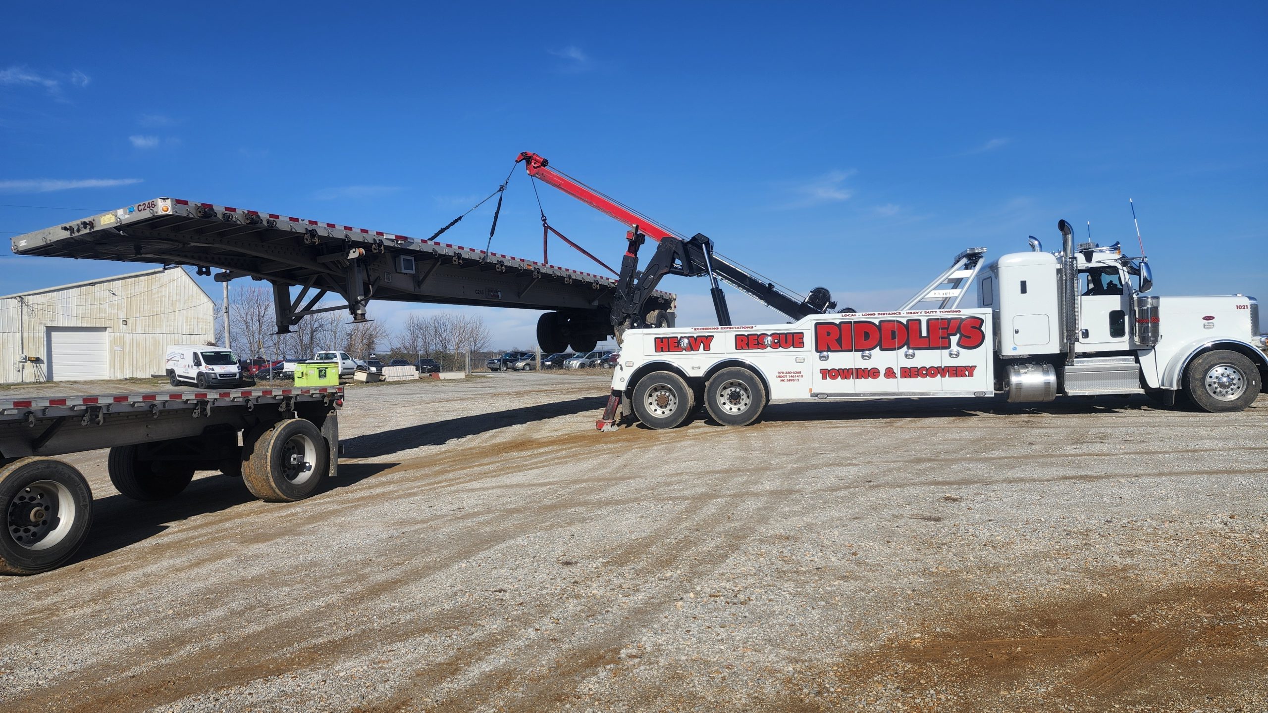 Riddle's 24 Hour Towing & Lockout, Llc Gallery (17)
